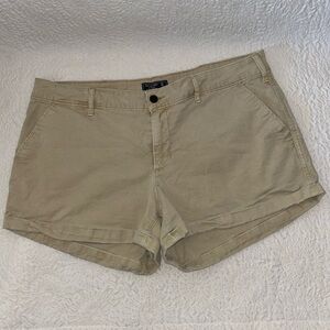 Abercrombie & Finch Mid-Rise Cuffed Hem Shorts